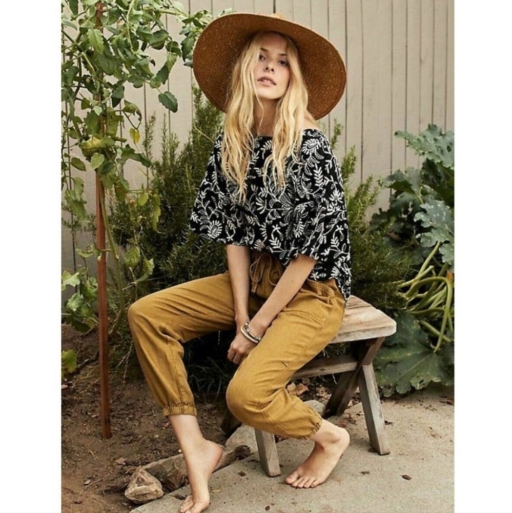 Anthropologie Rhys Utility Linen Blend Joggers Pants in Moss